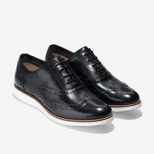 Size 8.5 Black Cole Haan Oxfords
